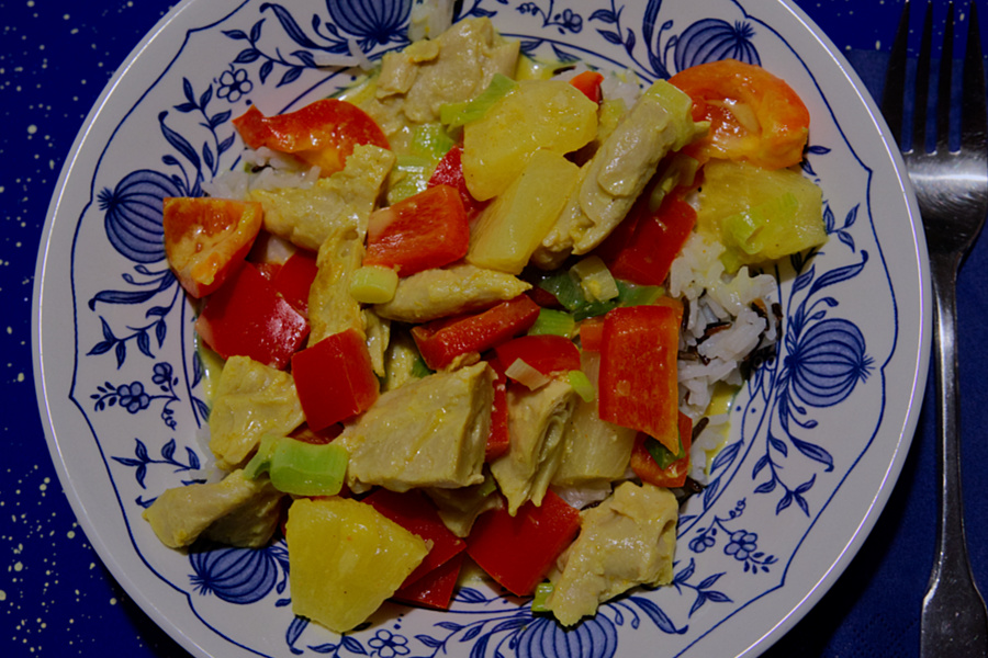 Veggie-Huehnchen-Curry mit Ananas und Kokosmilch - Vegetarische Rezepte ...
